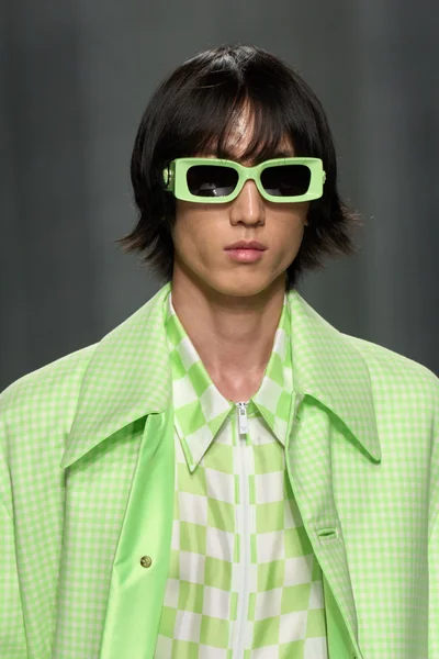 Look 117